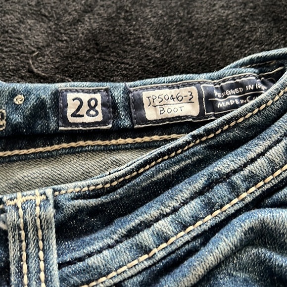 MISS ME jeans size 28 boot cut- only worn twice still in near perfect condition - Picture 6 of 6